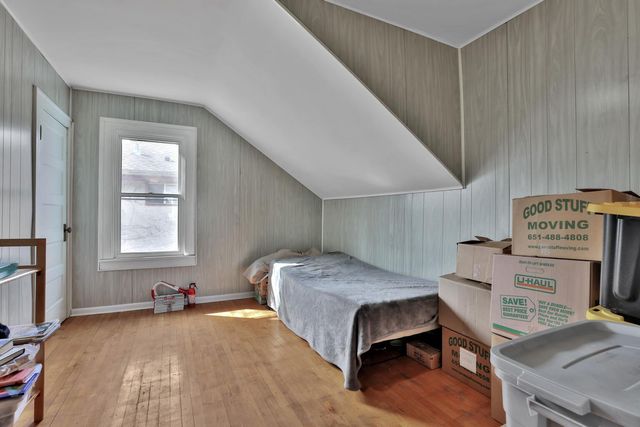 914 Charlotte Street, Saint Paul, MN 55104