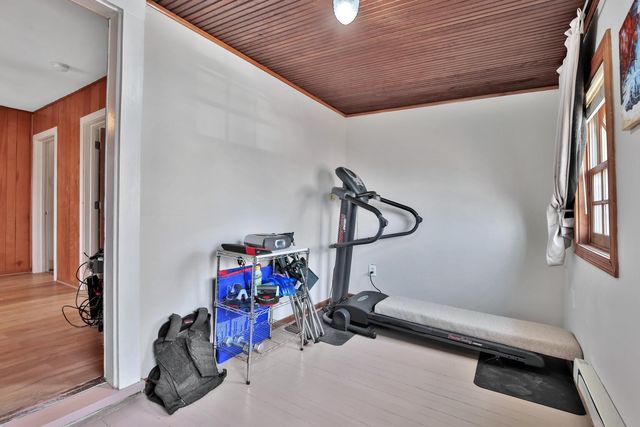 914 Charlotte Street, Saint Paul, MN 55104