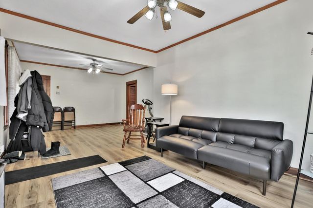 914 Charlotte Street, Saint Paul, MN 55104