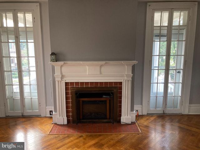 1110 BUSHKILL ST, Easton, PA 18042