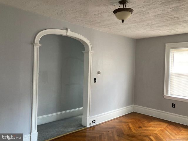 1110 BUSHKILL ST, Easton, PA 18042