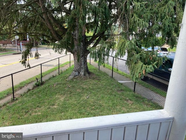 1110 BUSHKILL ST, Easton, PA 18042