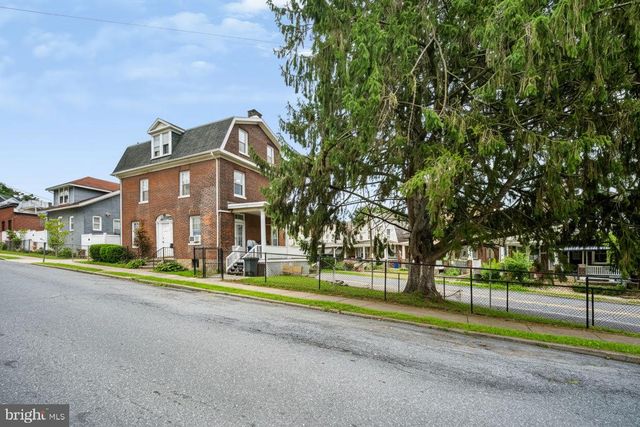1110 BUSHKILL ST, Easton, PA 18042