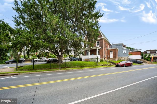 1110 BUSHKILL ST, Easton, PA 18042