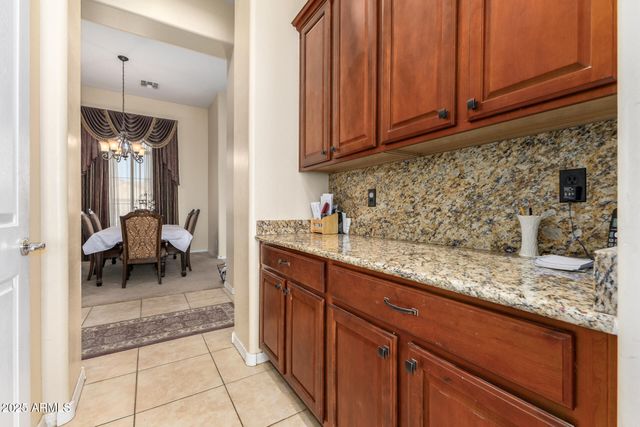 17923 W ECHO Lane, Waddell, AZ 85355