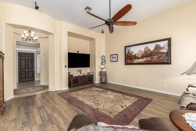 17923 W ECHO Lane, Waddell, AZ 85355