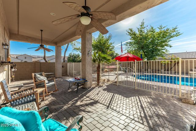 17923 W ECHO Lane, Waddell, AZ 85355