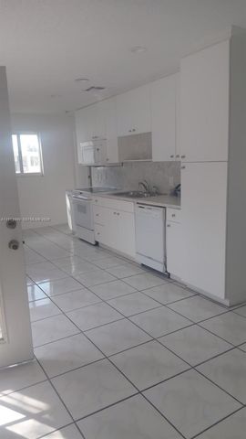 6444 Dawson St 0, Hollywood, FL 33023