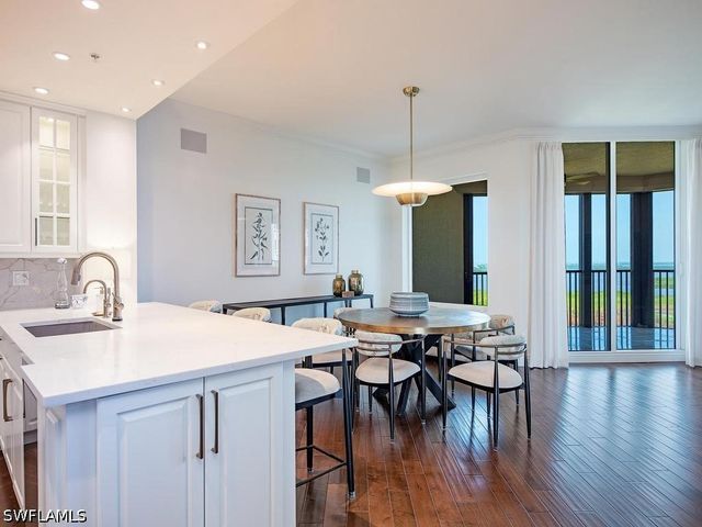 23850 Via Italia CIR 2006, Estero, FL 34134