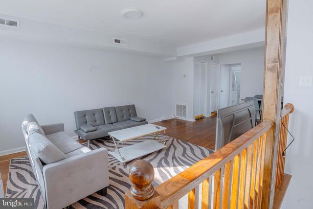 32 VARNUM ST NE, Washington, DC 20011