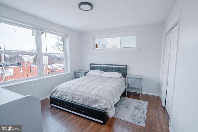 32 VARNUM ST NE, Washington, DC 20011