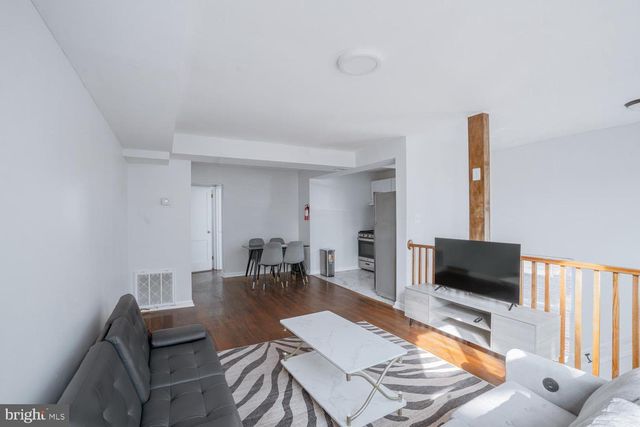 32 VARNUM ST NE, Washington, DC 20011