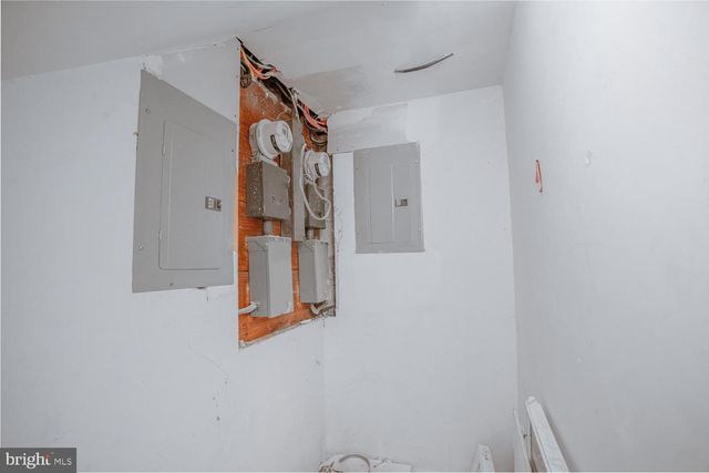 32 VARNUM ST NE, Washington, DC 20011