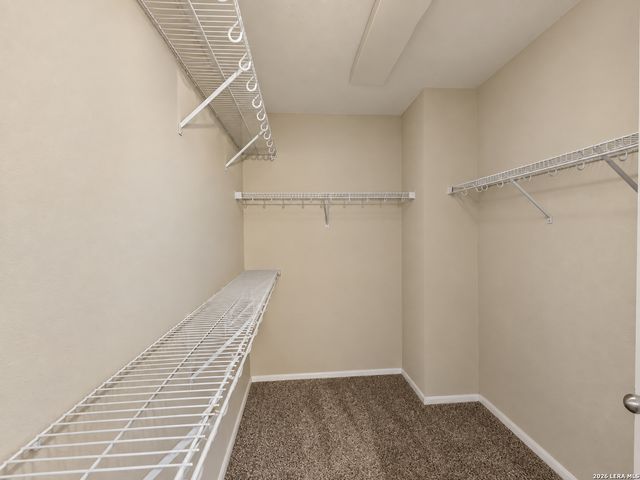 10111 Sparrow Way, Universal City, TX 78148
