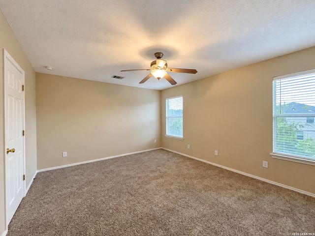 10111 Sparrow Way, Universal City, TX 78148