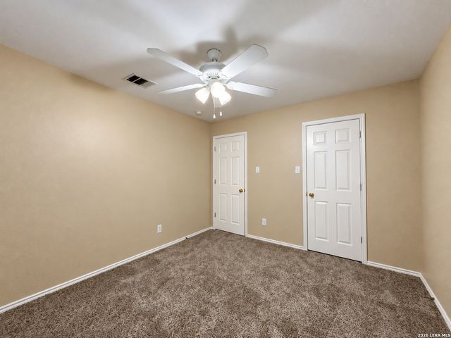 10111 Sparrow Way, Universal City, TX 78148