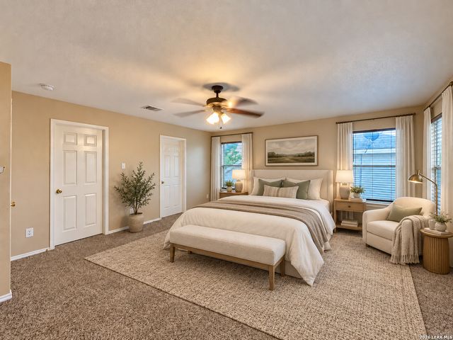10111 Sparrow Way, Universal City, TX 78148