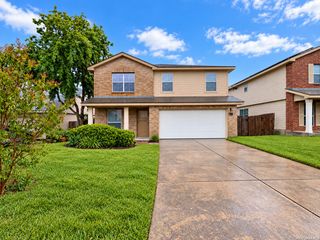 10111 Sparrow Way, Universal City, TX 78148