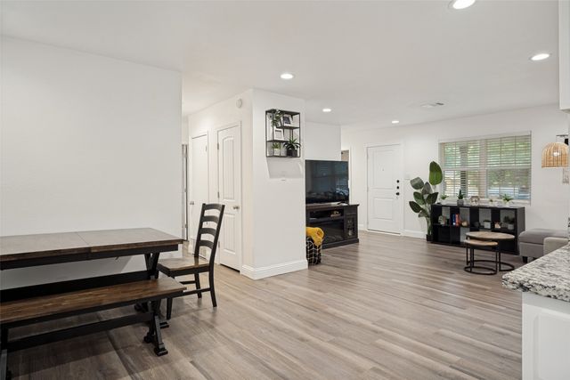 535 Northside Avenue, Lewisville, TX 75057