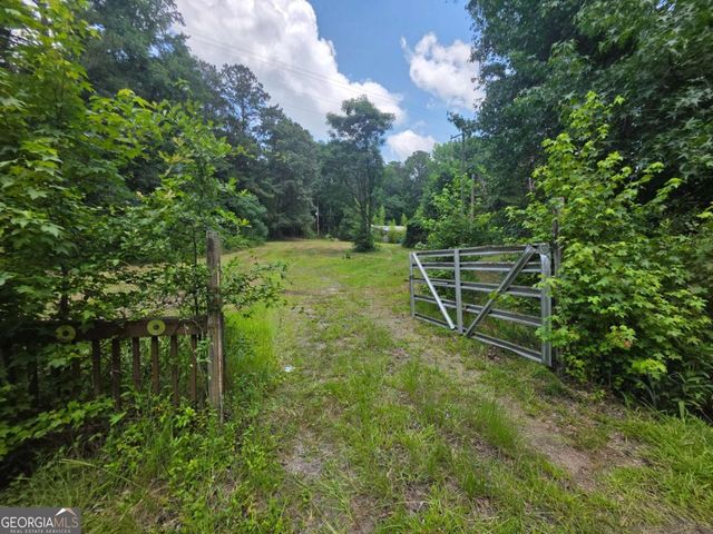 374 Smith Road, Newnan, GA 30263