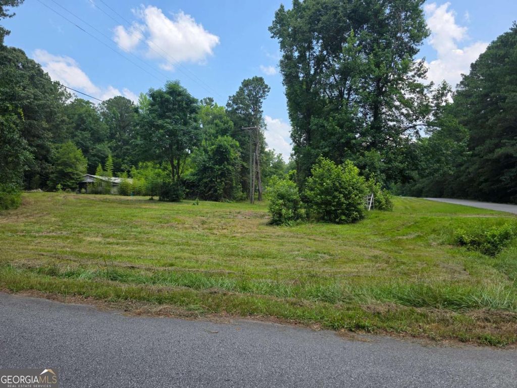 374 Smith Road, Newnan, GA 30263