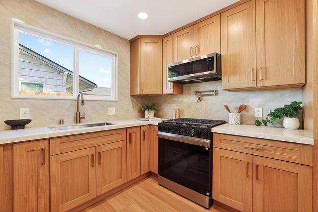 2513 Butano Dr, Sacramento, CA 95821