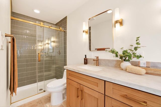 2513 Butano Dr, Sacramento, CA 95821