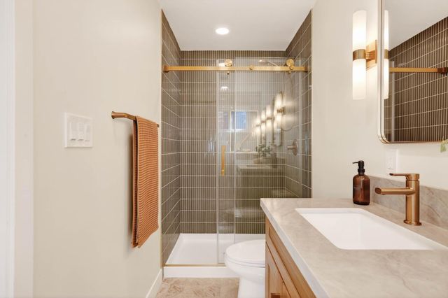 2513 Butano Dr, Sacramento, CA 95821