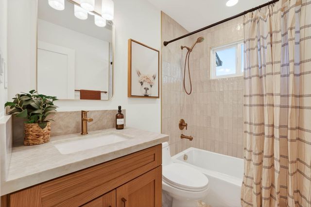 2513 Butano Dr, Sacramento, CA 95821