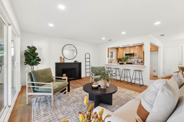 2513 Butano Dr, Sacramento, CA 95821