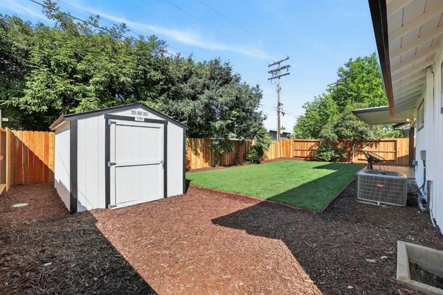 2513 Butano Dr, Sacramento, CA 95821