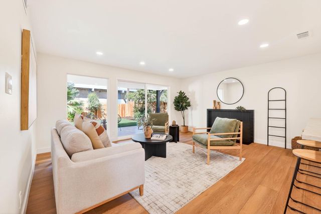 2513 Butano Dr, Sacramento, CA 95821