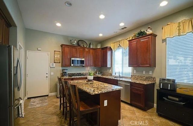 31961 Honeysuckle Circle, Winchester, CA 92596