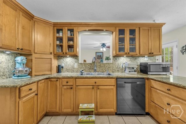 352 Oak Hampton Road, Fleming, GA 31309