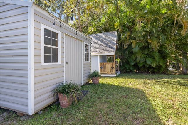 6475 5th Street, Vero Beach, FL 32968