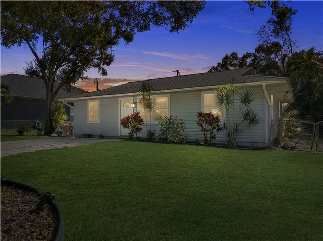 6475 5th Street, Vero Beach, FL 32968