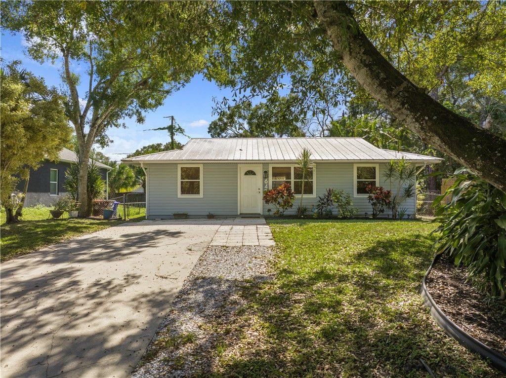 6475 5th Street, Vero Beach, FL 32968