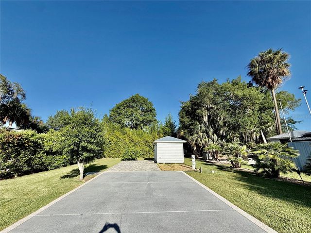 3054 NE 101ST TERRACE 127, Silver Springs, FL 34488