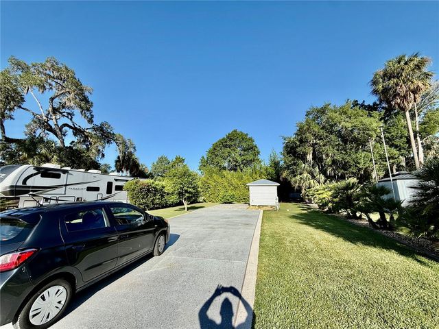 3054 NE 101ST TERRACE 127, Silver Springs, FL 34488