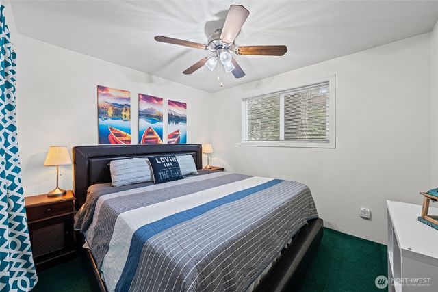 5530 E Mason Lake Drive W, Grapeview, WA 98546