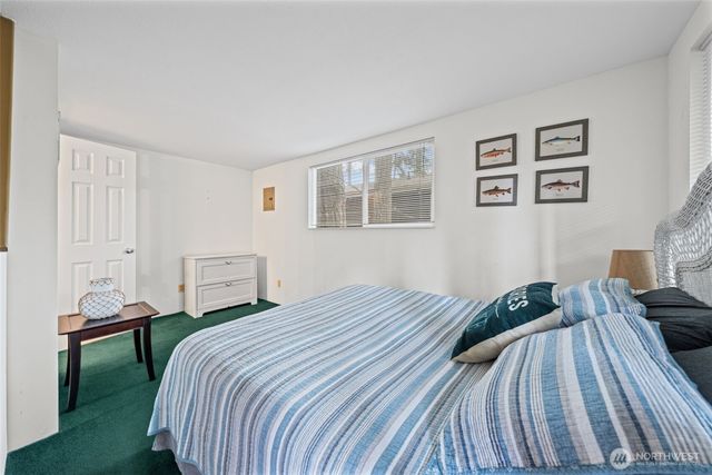 5530 E Mason Lake Drive W, Grapeview, WA 98546