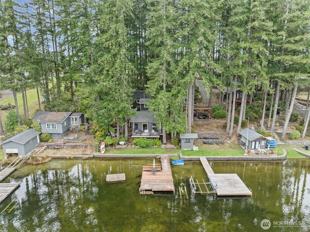 5530 E Mason Lake Drive W, Grapeview, WA 98546