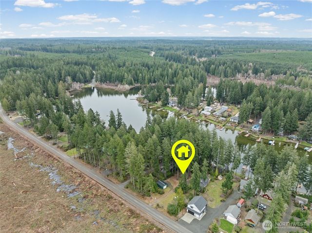 5530 E Mason Lake Drive W, Grapeview, WA 98546