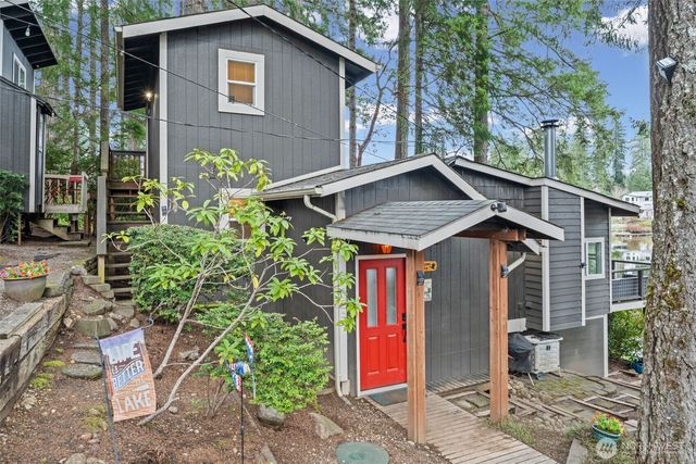 5530 E Mason Lake Drive W, Grapeview, WA 98546