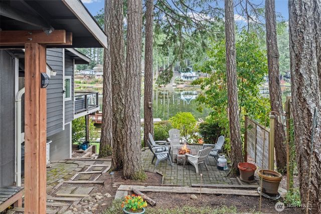 5530 E Mason Lake Drive W, Grapeview, WA 98546