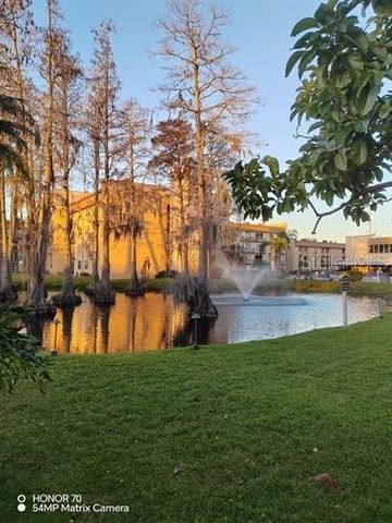 5820 N CHURCH AVENUE 112, Tampa, FL 33614