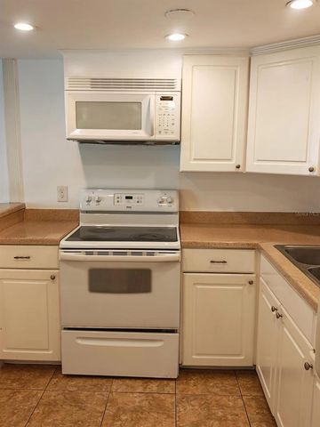 5820 N CHURCH AVENUE 112, Tampa, FL 33614