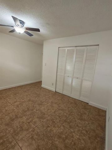 5820 N CHURCH AVENUE 112, Tampa, FL 33614