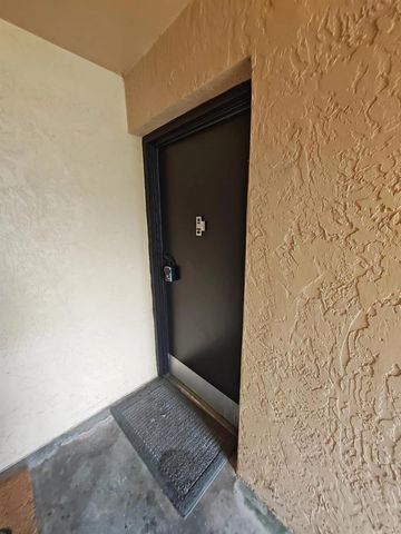 5820 N CHURCH AVENUE 112, Tampa, FL 33614