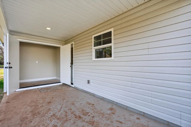 210 Gaffney Avenue, Gaffney, SC 29341